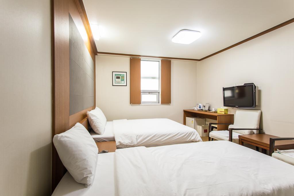 Incheon Airtel Hotel Exterior photo